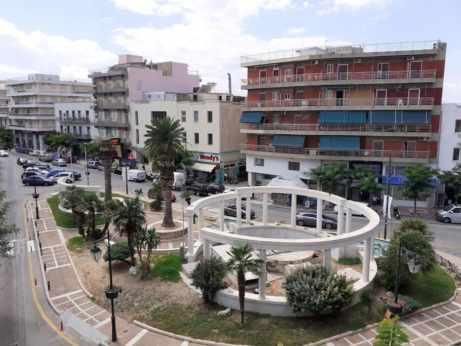 Μοντέρνο Διαμέρισμα - Stylish Appartment Loutraki Esterno foto