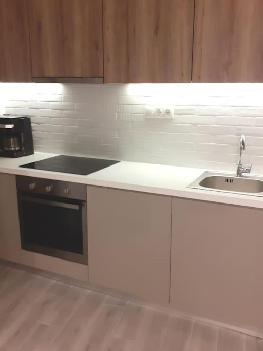 Μοντέρνο Διαμέρισμα - Stylish Appartment Loutraki Esterno foto