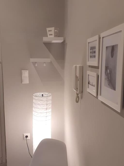 Μοντέρνο Διαμέρισμα - Stylish Appartment Loutraki Esterno foto