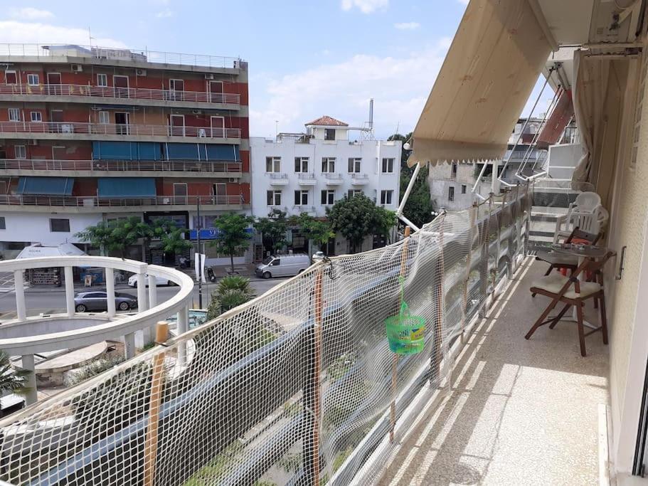 Μοντέρνο Διαμέρισμα - Stylish Appartment Loutraki Esterno foto