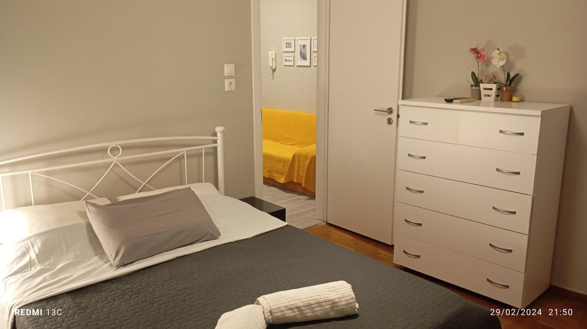 Μοντέρνο Διαμέρισμα - Stylish Appartment Loutraki Esterno foto